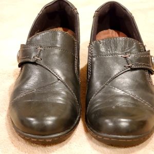 Earth Origins Leather Loafers Grace Size 7